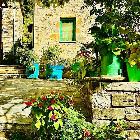 Morfeas Guesthouse パピンゴ エクステリア 写真