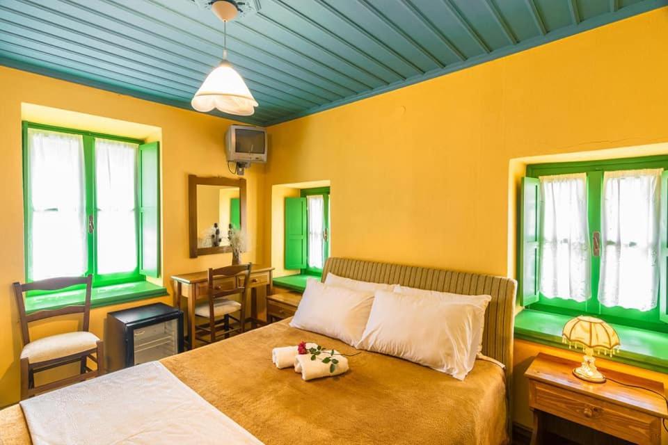 Morfeas Guesthouse パピンゴ エクステリア 写真