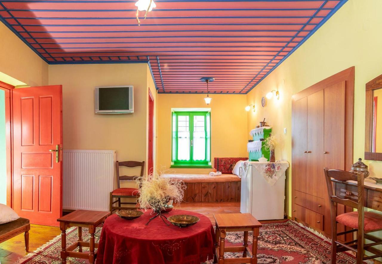Morfeas Guesthouse パピンゴ エクステリア 写真