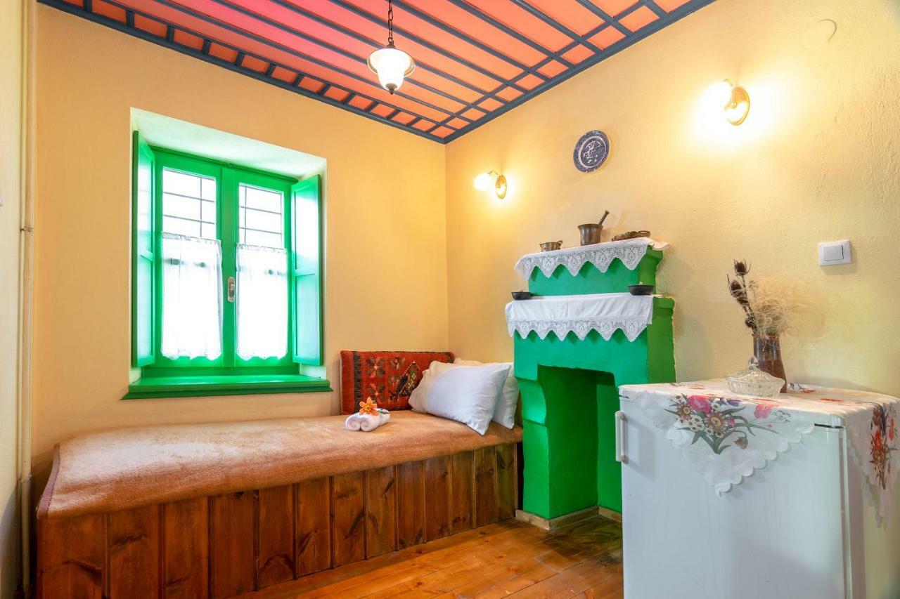 Morfeas Guesthouse パピンゴ エクステリア 写真