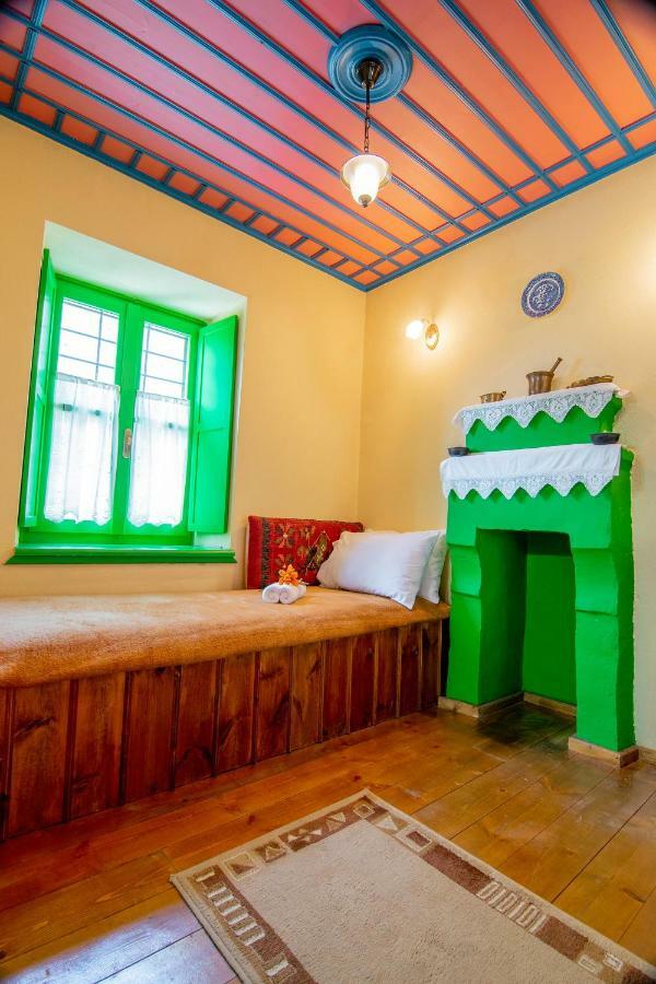 Morfeas Guesthouse パピンゴ エクステリア 写真