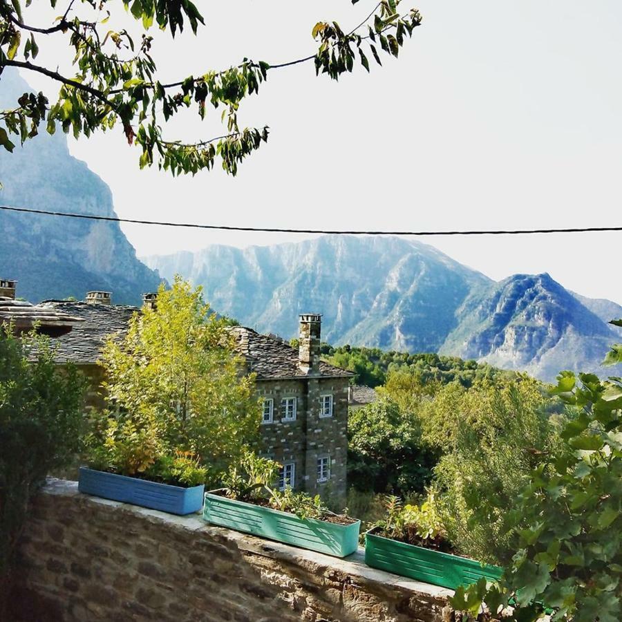 Morfeas Guesthouse パピンゴ エクステリア 写真